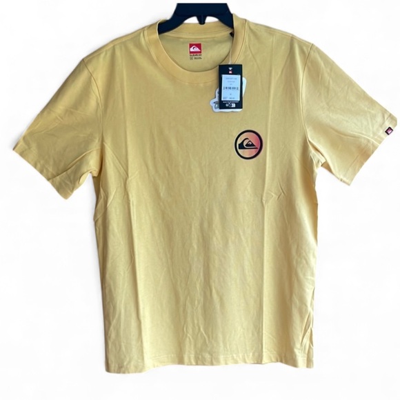 NWT Quiksilver Siesta Surf Tshirt with Sticker - Picture 2 of 9